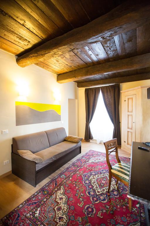 Hotel Il Campanile Cherasco Buitenkant foto