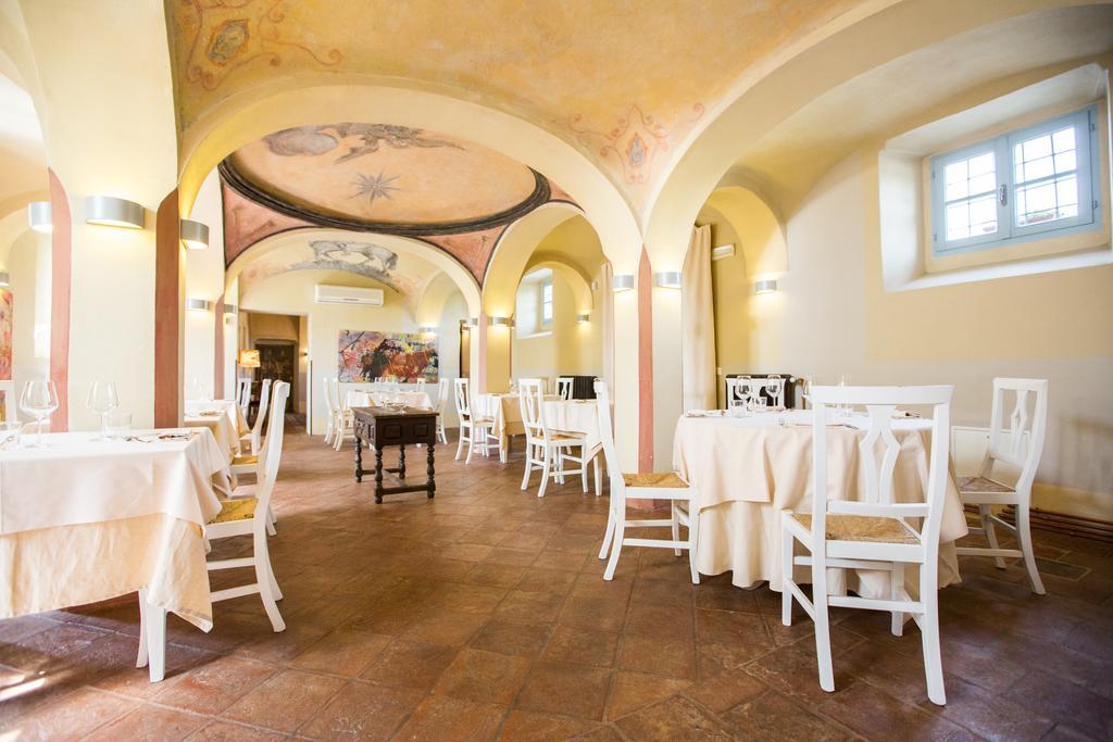 Hotel Il Campanile Cherasco Buitenkant foto