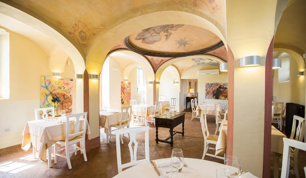 Hotel Il Campanile Cherasco Buitenkant foto