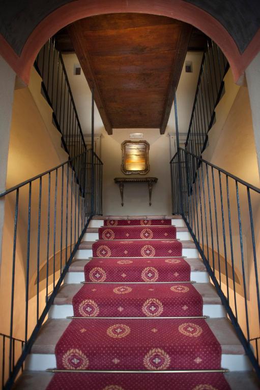 Hotel Il Campanile Cherasco Buitenkant foto