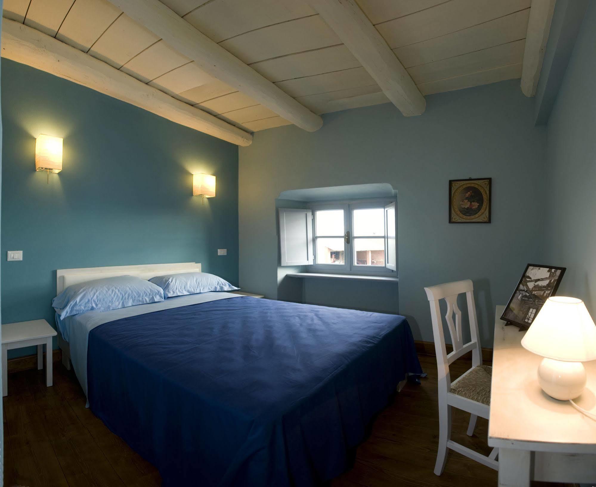 Hotel Il Campanile Cherasco Buitenkant foto